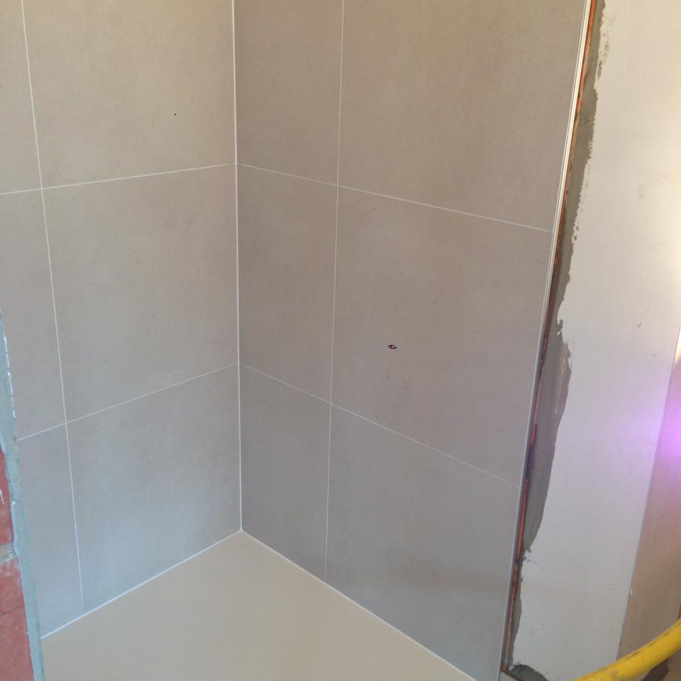 Thijs Cardon Algemene Karweien douche muur tegels