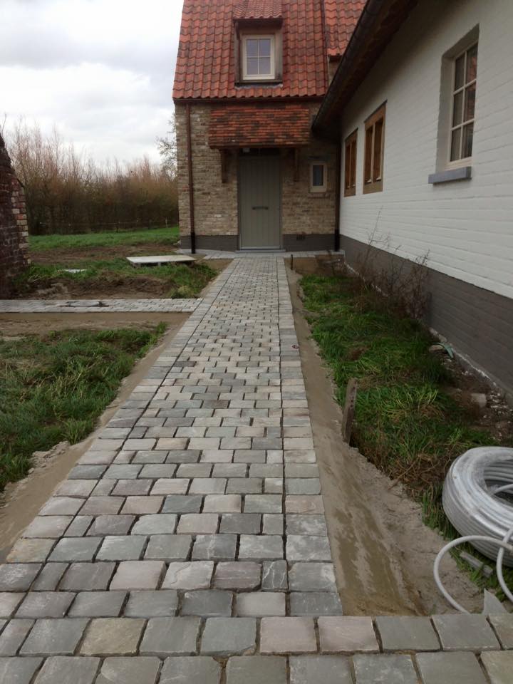 Thijs Cardon Algemene Karweien pad tuin