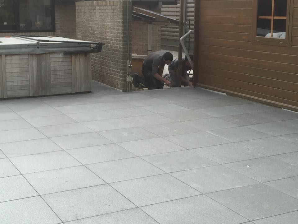 Thijs Cardon Algemene Karweien terras werk